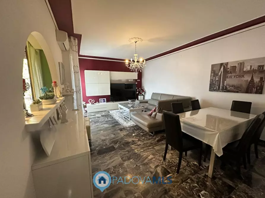 Immagine 4 di Appartamento in vendita  in Via Antonio Tonzig, 19 a Padova