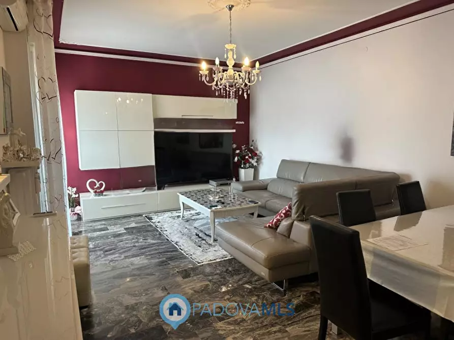 Immagine 5 di Appartamento in vendita  in Via Antonio Tonzig, 19 a Padova