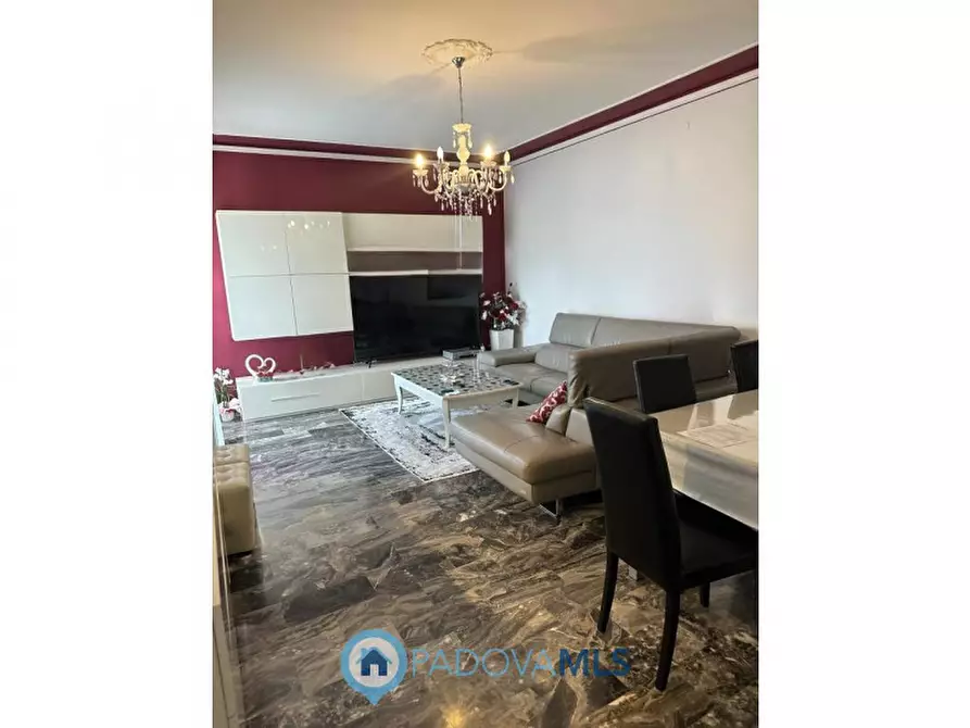 Immagine 6 di Appartamento in vendita  in Via Antonio Tonzig, 19 a Padova