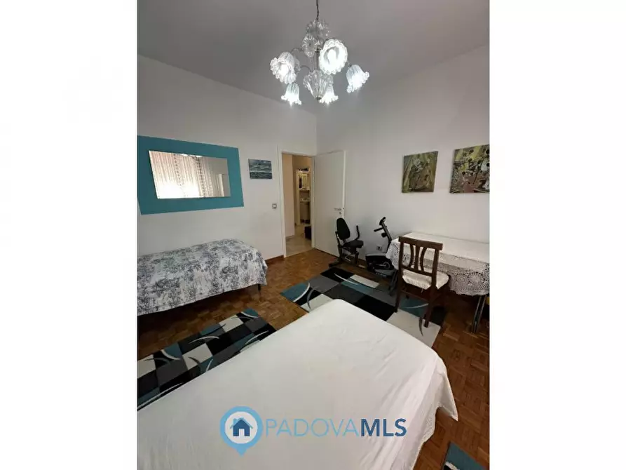 Immagine 40 di Appartamento in vendita  in Via Antonio Tonzig, 19 a Padova