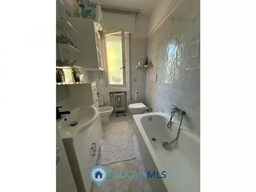 Immagine 48 di Appartamento in vendita  in Via Antonio Tonzig, 19 a Padova