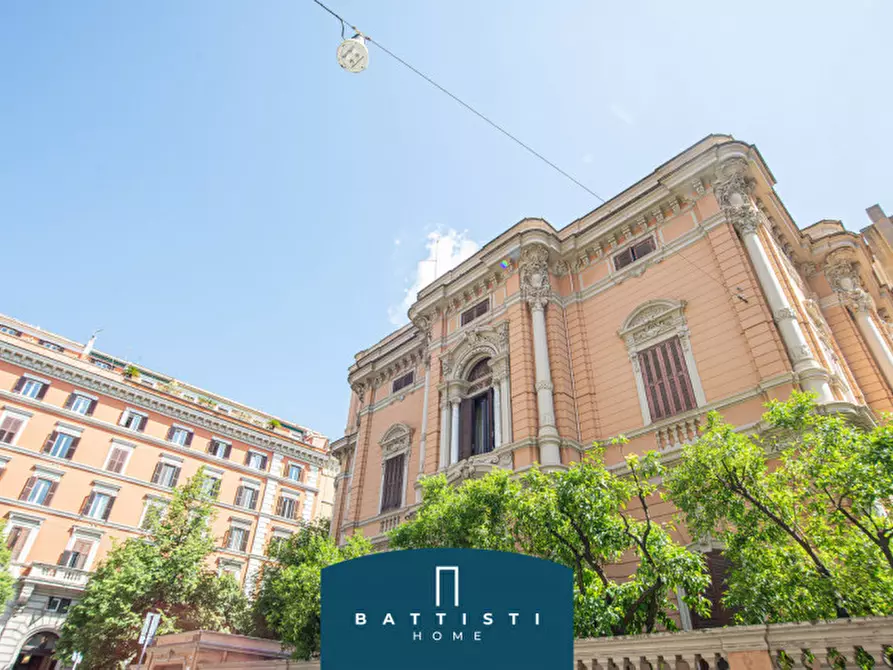 Immagine 2 di Appartamento in vendita  in Via Boncompagni a Roma