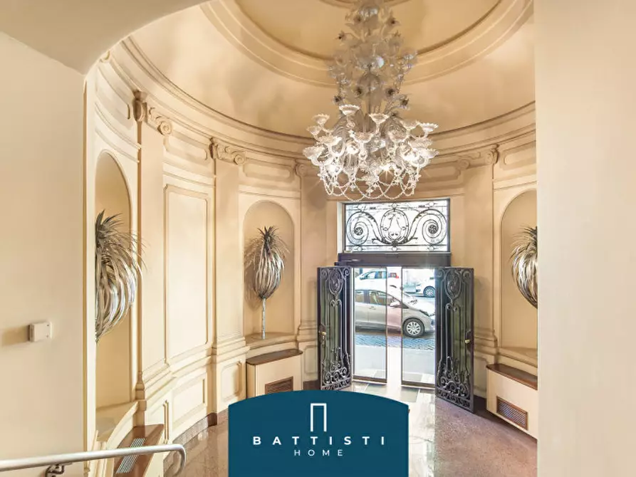 Immagine 4 di Appartamento in vendita  in Via Boncompagni a Roma