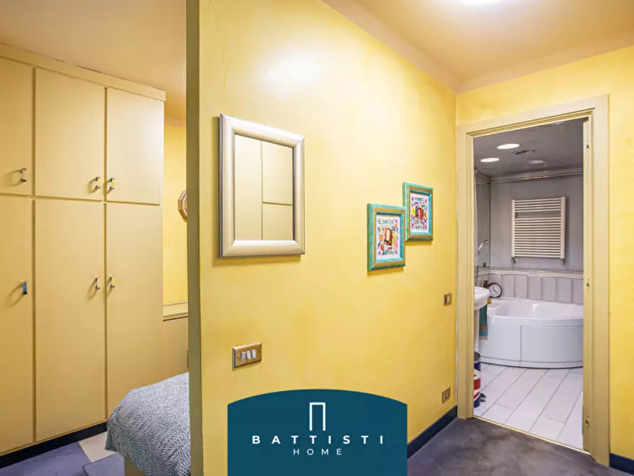 Immagine 19 di Appartamento in vendita  in Via Boncompagni a Roma