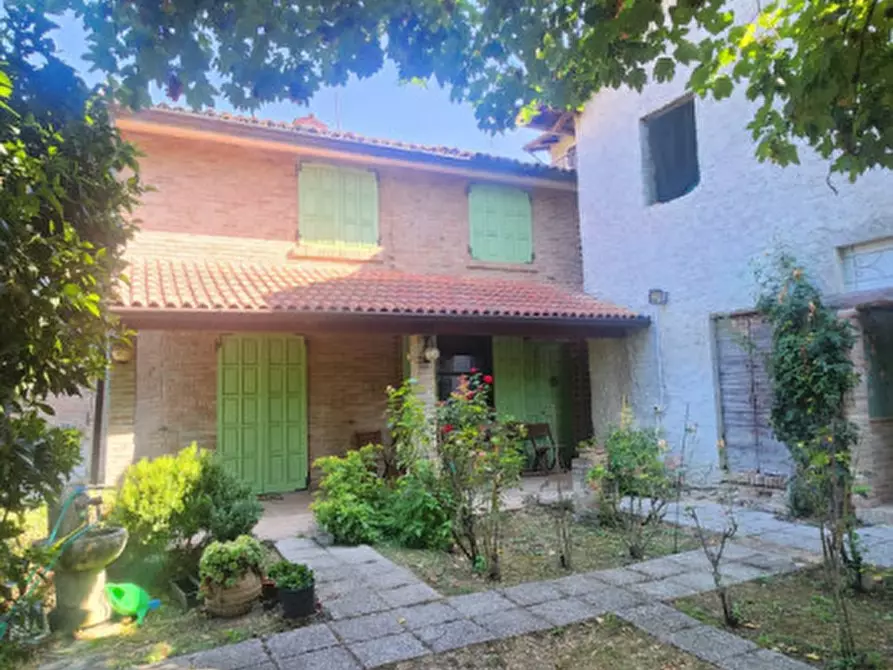 Immagine 4 di Casa indipendente in vendita  in Via Roma a Corvino San Quirico