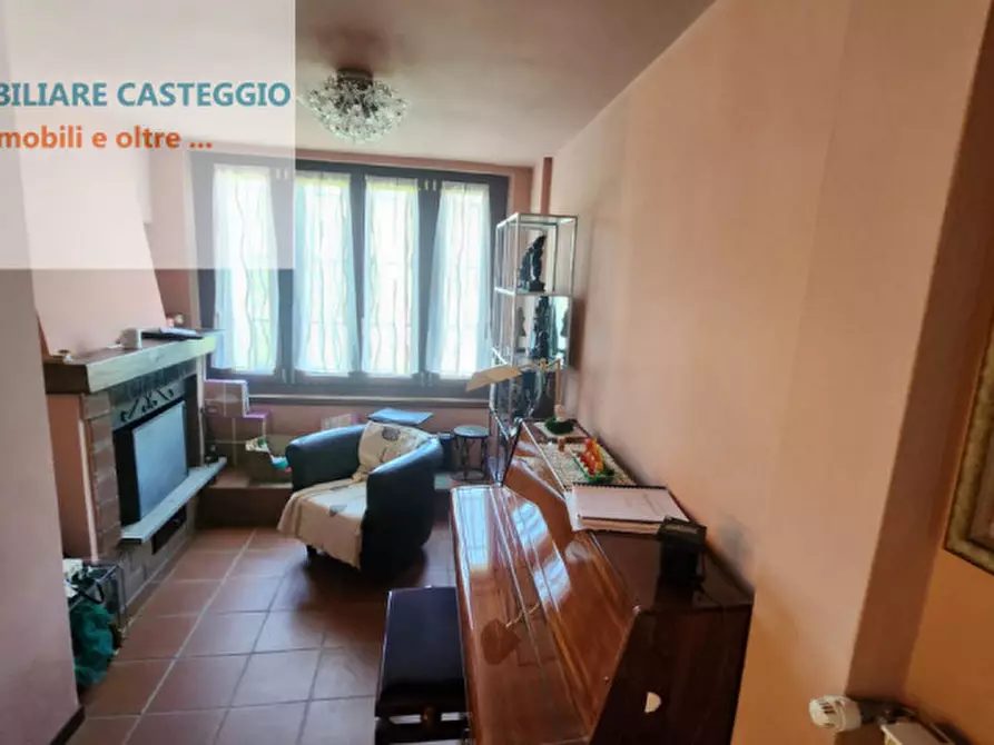 Immagine 13 di Casa indipendente in vendita  in Via Roma a Corvino San Quirico