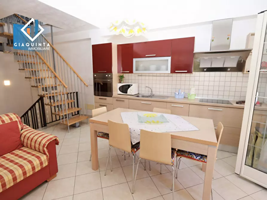 Immagine 11 di Casa indipendente in vendita  in Via Giuseppe Verdi n. 36 a Palagonia