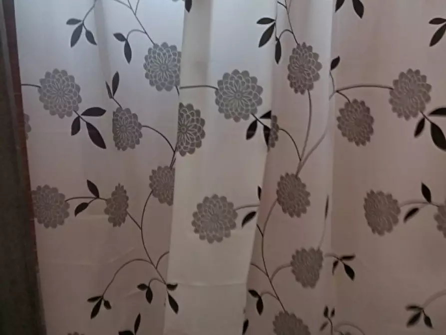 Immagine 23 di Camera in affitto  in Via Giustiniano 133 a Napoli