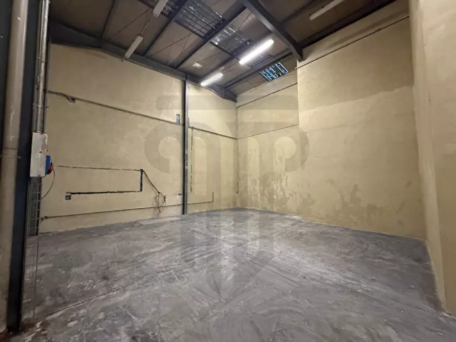 Immagine 5 di Capannone industriale in affitto  in Zona Produttiva Vurza - Gewerbezone Wurzer a Laives .Leifers.