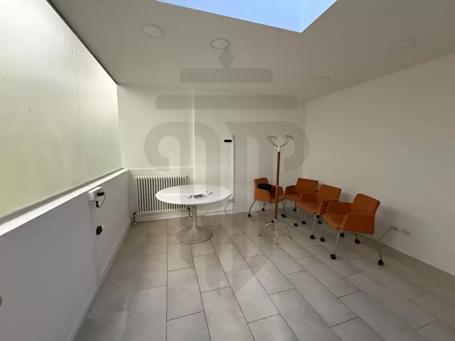 Immagine 10 di Capannone industriale in affitto  in Zona Produttiva Vurza - Gewerbezone Wurzer a Laives .Leifers.