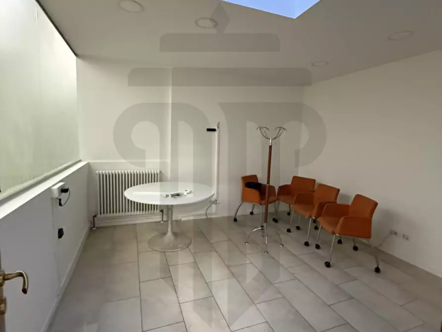 Immagine 11 di Capannone industriale in affitto  in Zona Produttiva Vurza - Gewerbezone Wurzer a Laives .Leifers.