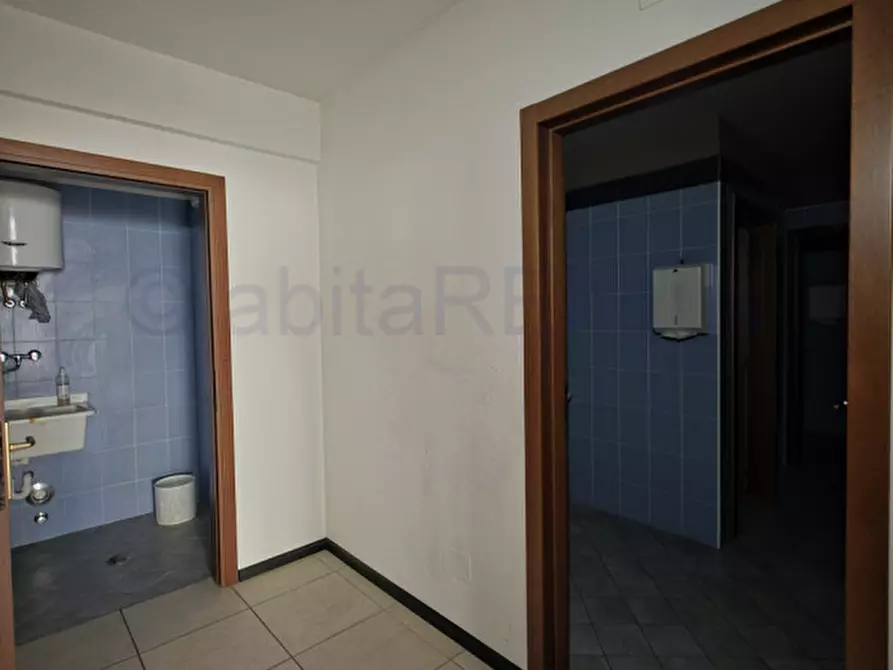 Immagine 4 di Ufficio in affitto  in Via Francesco Crispi - Francesco-Crispi-Straße a Bolzano