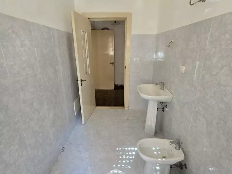 Immagine 19 di Appartamento in vendita  in Viale Gallipoli 3 a Lecce