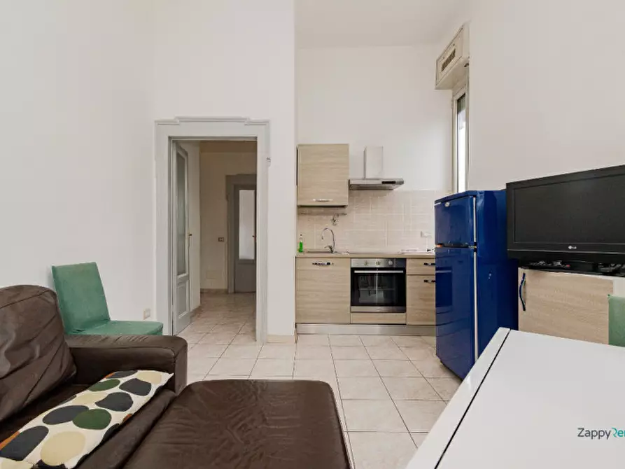 Immagine 3 di Appartamento in affitto  in Viale Faenza, 2 a Milano