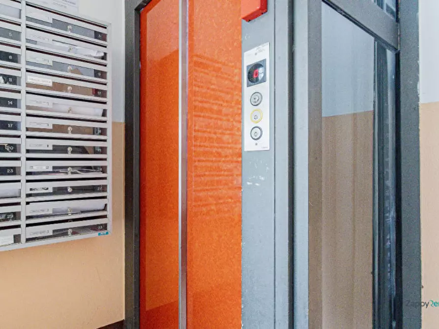 Immagine 28 di Appartamento in affitto  in Viale Faenza, 2 a Milano