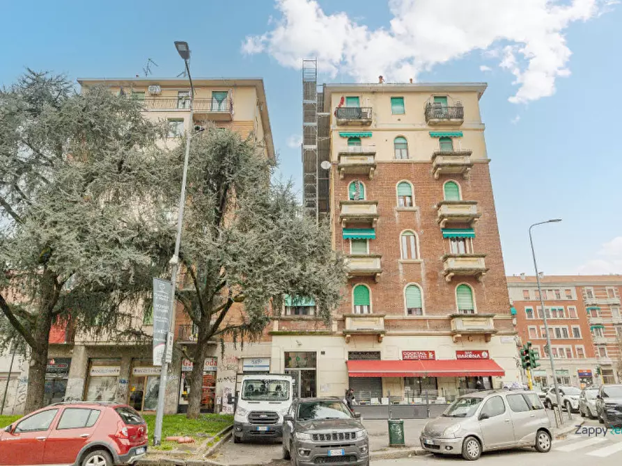 Immagine 31 di Appartamento in affitto  in Viale Faenza, 2 a Milano