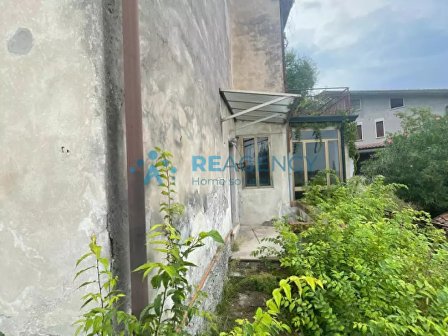 Immagine 2 di Casa indipendente in vendita  in Via Salita Monte Nero, 4 a Montecchio Maggiore