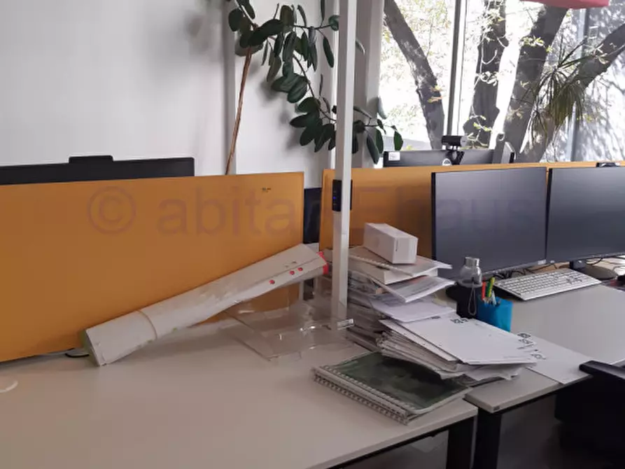 Immagine 6 di Ufficio in affitto  in Via Francesco Crispi - Francesco-Crispi-Straße a Bolzano