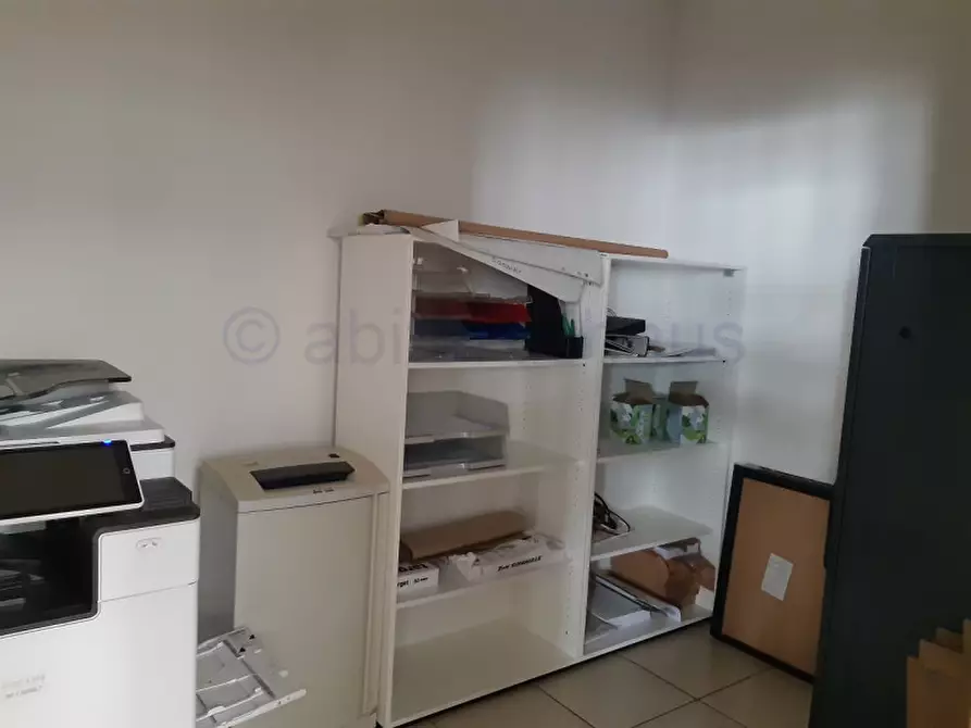 Immagine 8 di Ufficio in affitto  in Via Francesco Crispi - Francesco-Crispi-Straße a Bolzano