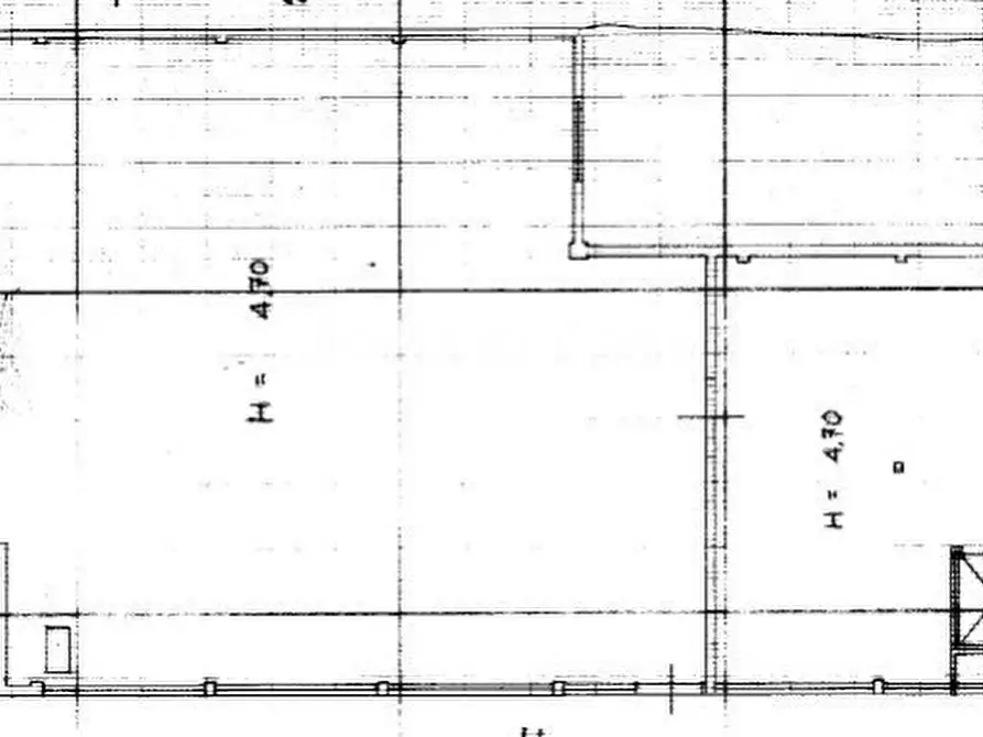 Immagine 17 di Magazzino in vendita  a Prato