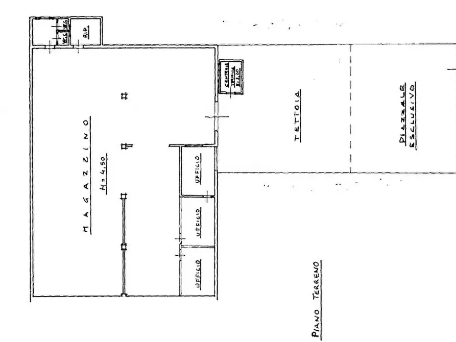 Immagine 18 di Magazzino in vendita  a Prato