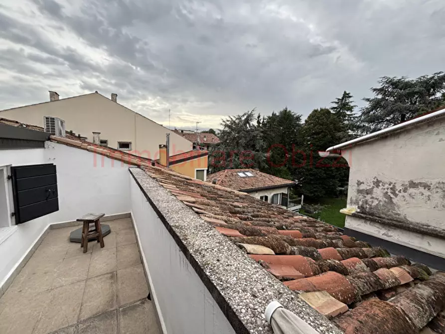 Immagine 34 di Appartamento in affitto  in Via del Santo a Padova