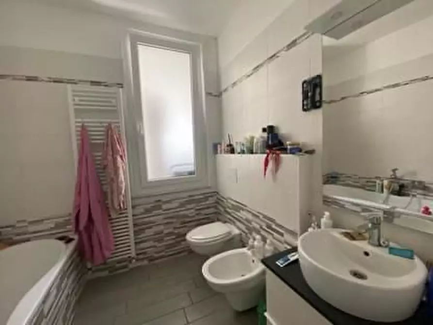 Immagine 11 di Appartamento in vendita  in via Falletti a Savona