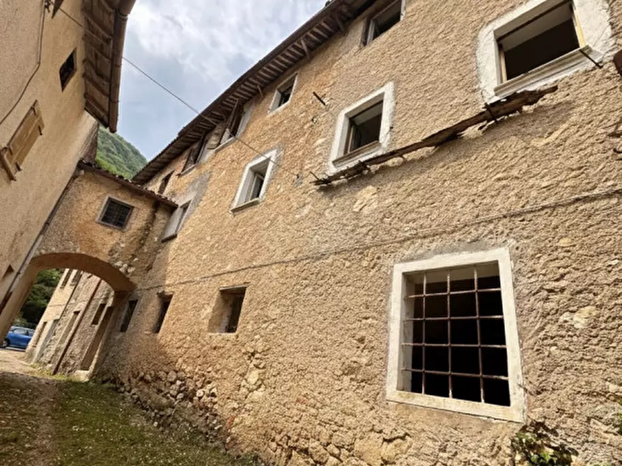 Immagine 4 di Rustico / casale in vendita  in Via Draghi 3, Arsiero a Arsiero