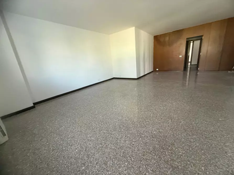 Immagine 13 di Ufficio in affitto  in Via Cà Nova Zampieri a San Giovanni Lupatoto