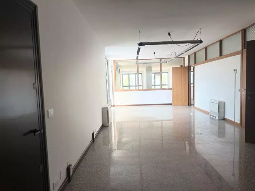 Immagine 35 di Ufficio in affitto  in Via Cà Nova Zampieri a San Giovanni Lupatoto