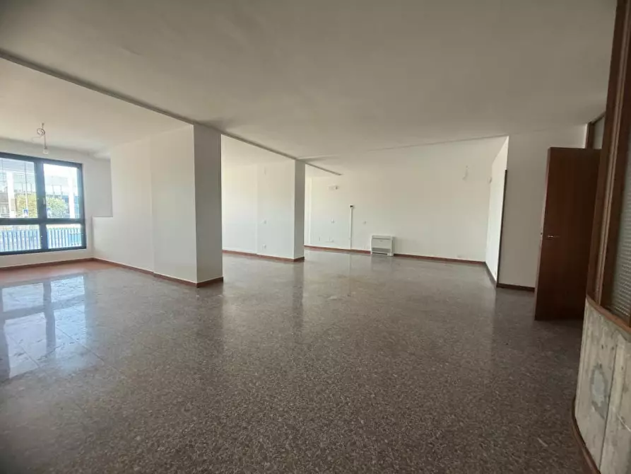 Immagine 41 di Ufficio in affitto  in Via Cà Nova Zampieri a San Giovanni Lupatoto