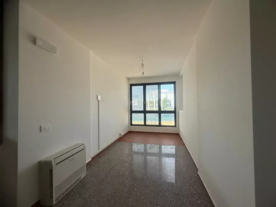 Immagine 43 di Ufficio in affitto  in Via Cà Nova Zampieri a San Giovanni Lupatoto