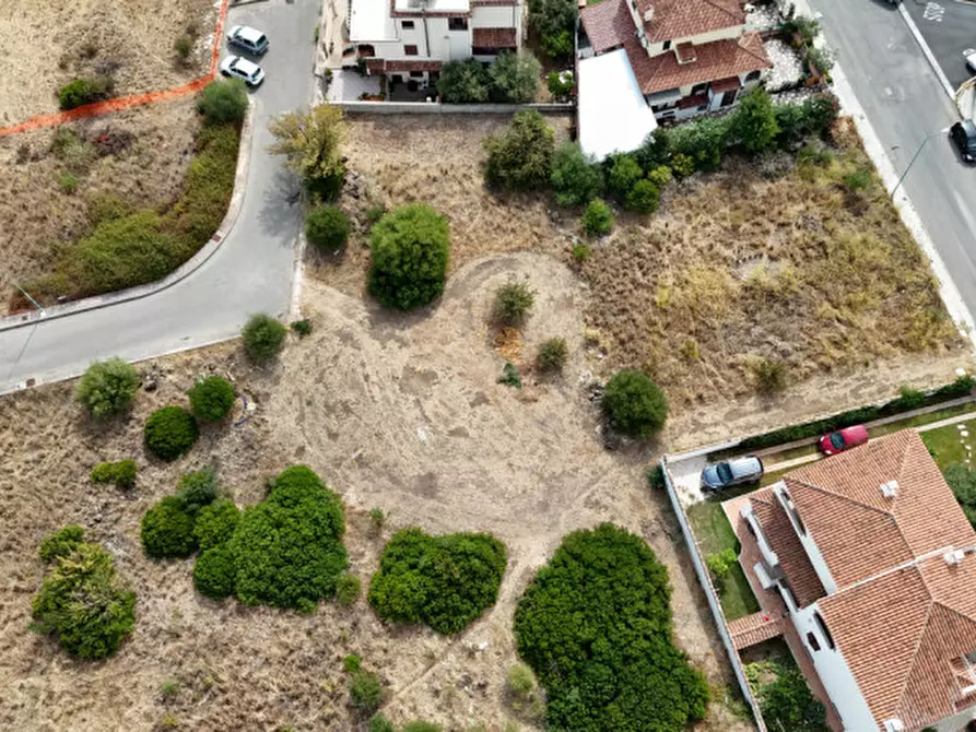 Immagine 17 di Terreno in vendita  in Via Pietro Nenni a Orosei
