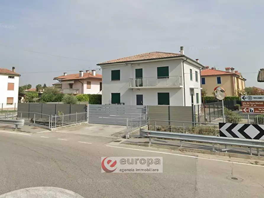 Immagine 3 di Casa indipendente in vendita  a Vicenza