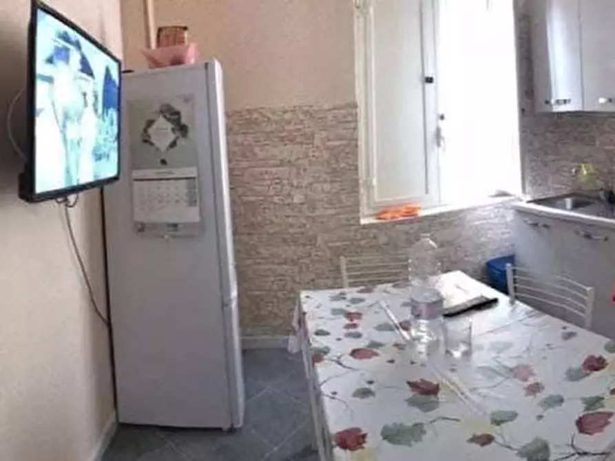 Immagine 11 di Camera in affitto  in via luigi la vista 3 a Napoli