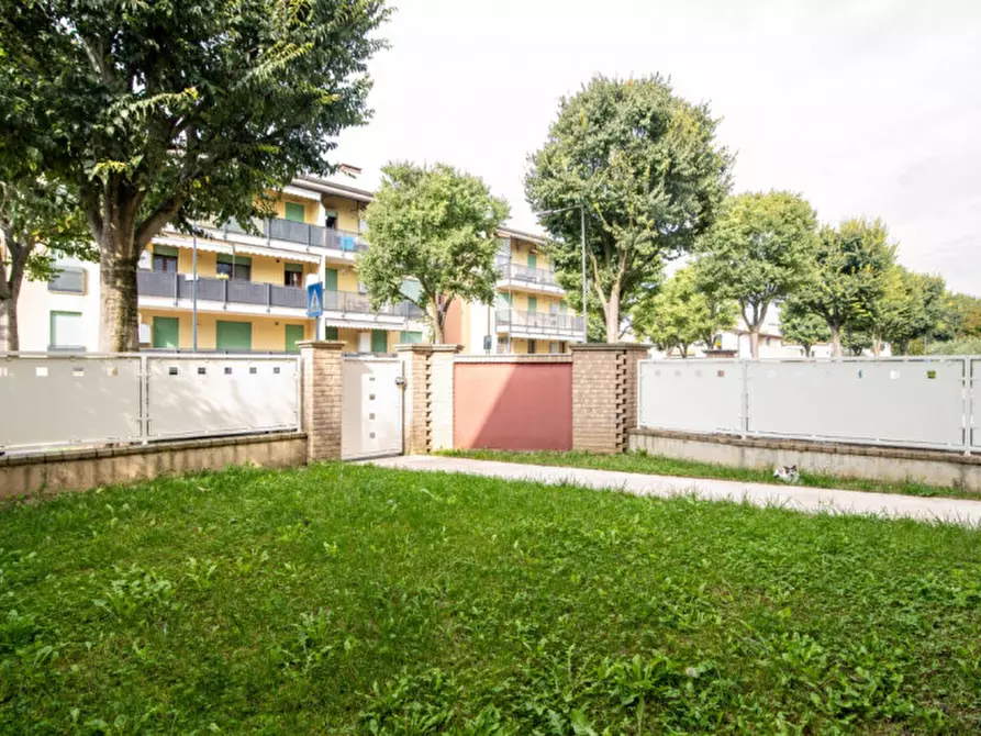 Immagine 4 di Casa quadrifamiliare in vendita  in Via Angelo Grillo a Teolo