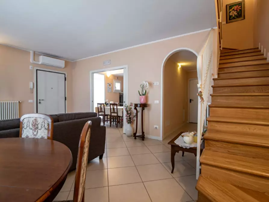 Immagine 12 di Casa quadrifamiliare in vendita  in Via Angelo Grillo a Teolo