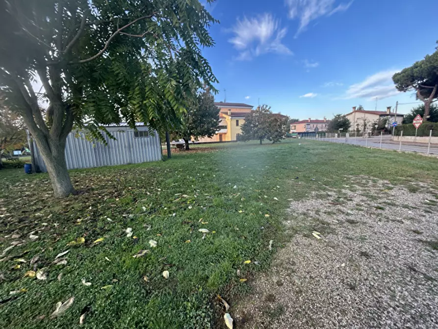 Immagine 6 di Terreno in vendita  in Via Cesare Battisti a Istrana