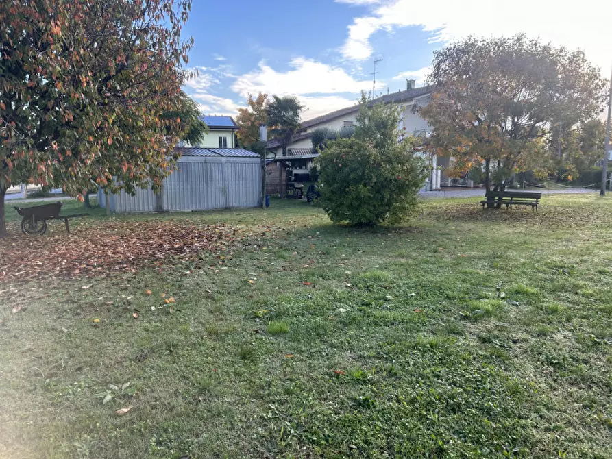 Immagine 12 di Terreno in vendita  in Via Cesare Battisti a Istrana