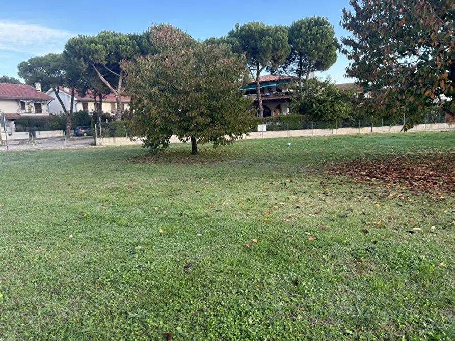 Immagine 15 di Terreno in vendita  in Via Cesare Battisti a Istrana
