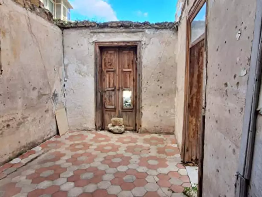 Immagine 30 di Capannone industriale in vendita  in Via Isaac Rabin 25 a Palermo