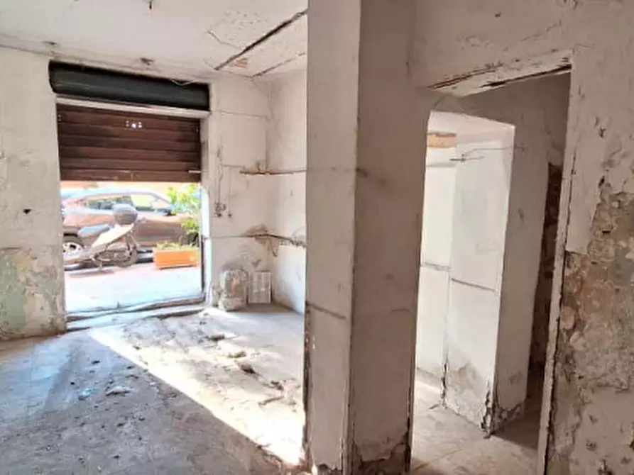 Immagine 40 di Capannone industriale in vendita  in Via Isaac Rabin 25 a Palermo