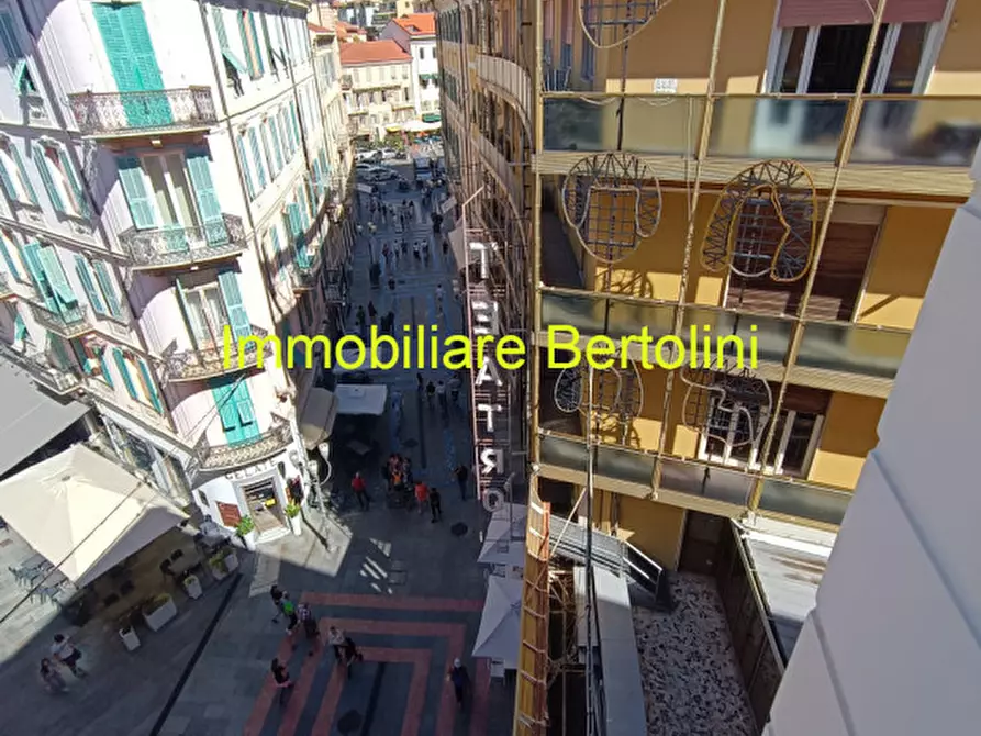 Immagine 2 di Appartamento in vendita  in CORSO MATTEOTTI a San Remo