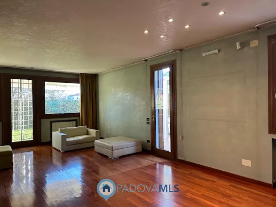 Immagine 5 di Casa bifamiliare in vendita  in Via Venezia a Vigodarzere