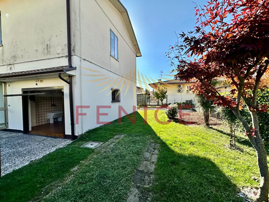 Immagine 28 di Casa bifamiliare in vendita  in Via Maffei 22 a Montebelluna