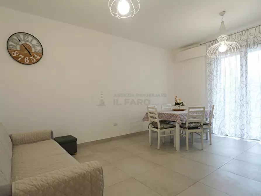 Immagine 5 di Appartamento in vendita  in Via Brigata Sassari a La Maddalena