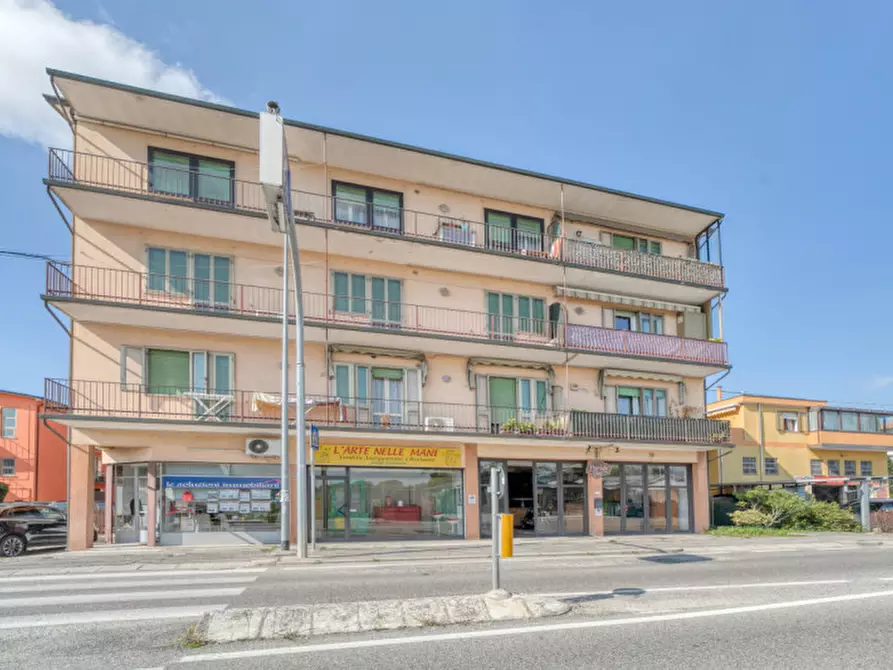 Immagine 4 di Magazzino in vendita  in Via Brentella a Selvazzano Dentro