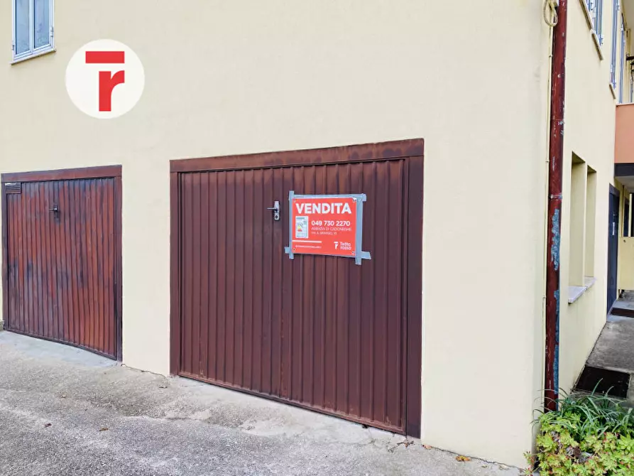 Immagine 4 di Garage in vendita  in via pioga 220 a Campodarsego