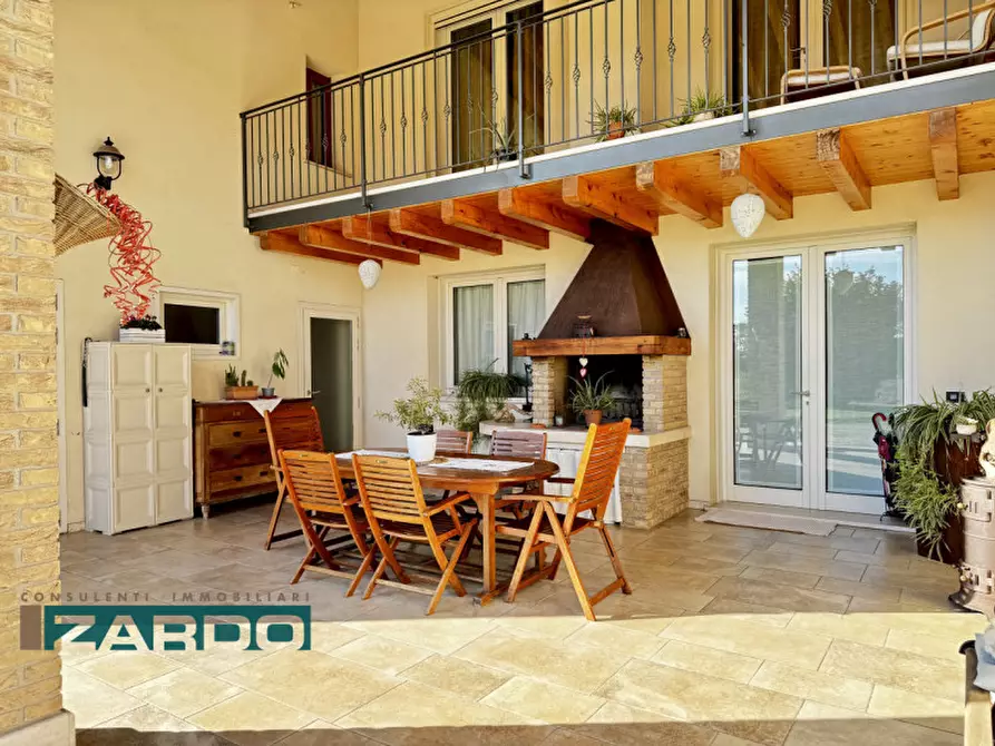 Immagine 2 di Casa indipendente in vendita  a Loria