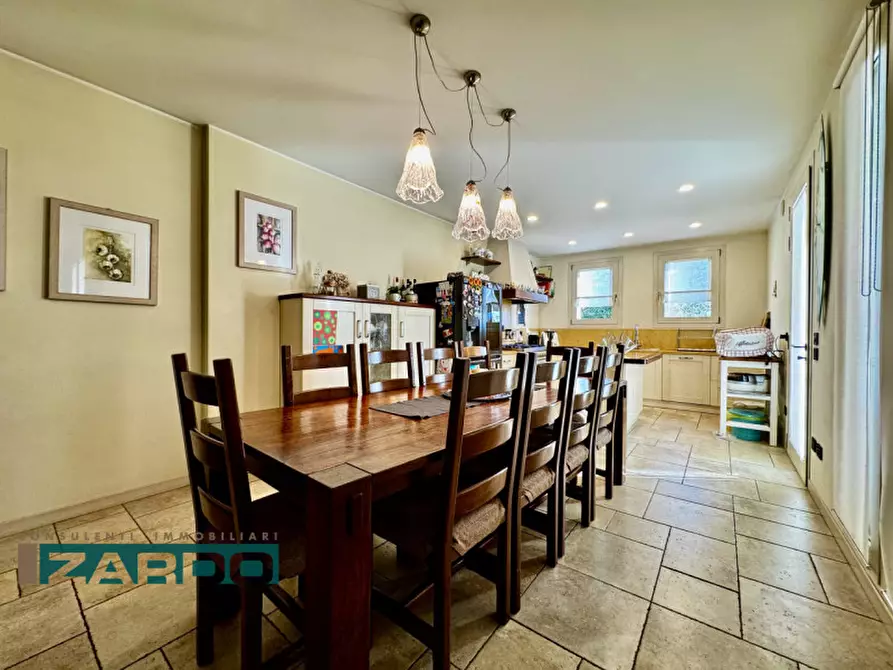 Immagine 8 di Casa indipendente in vendita  a Loria